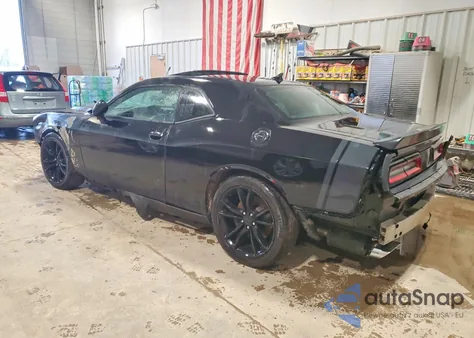 2015 Dodge Challenger R/T Scat Pack z USA, uszkodzony, nr VIN 2C3CDZFJ2FH747484